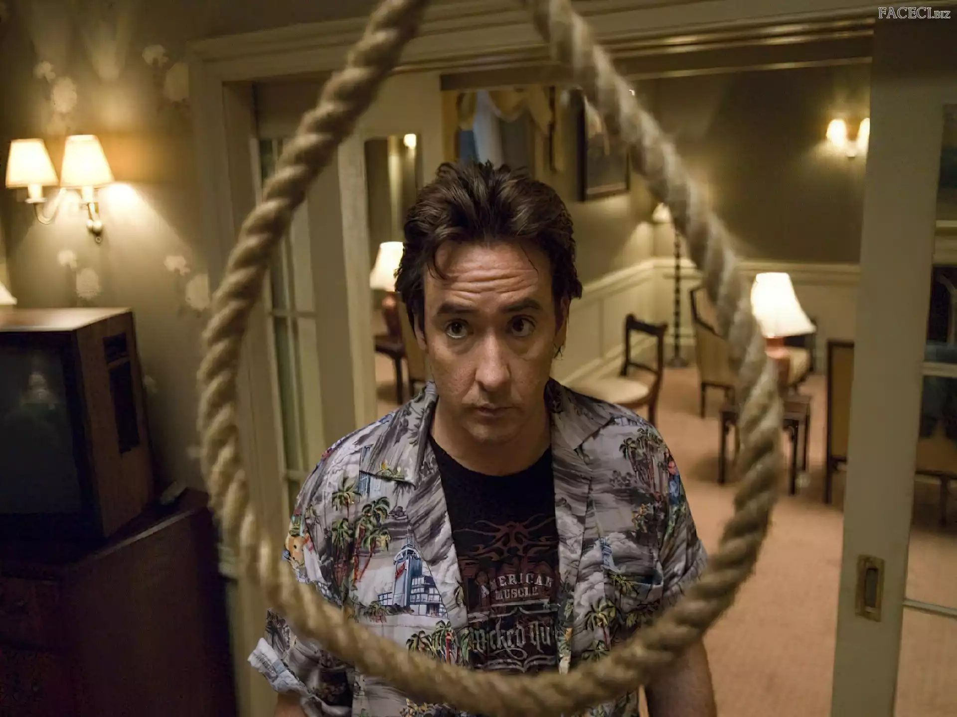 pokój, John Cusack, szubienica